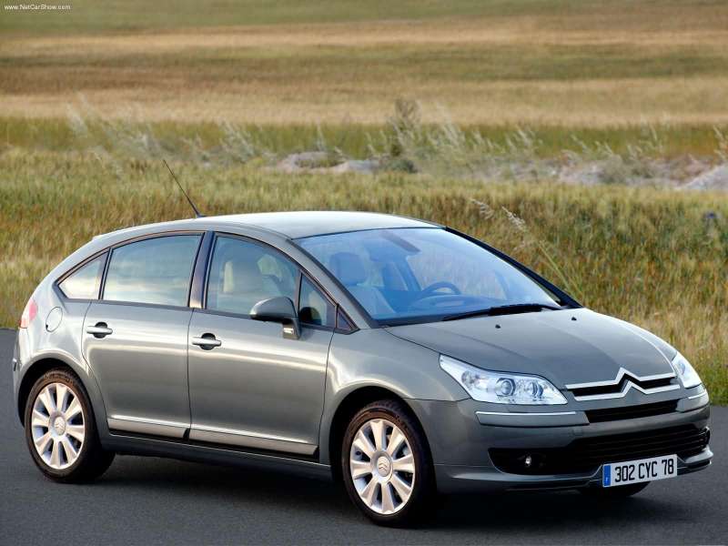 Citroen-C4-2005-800-0c.jpg