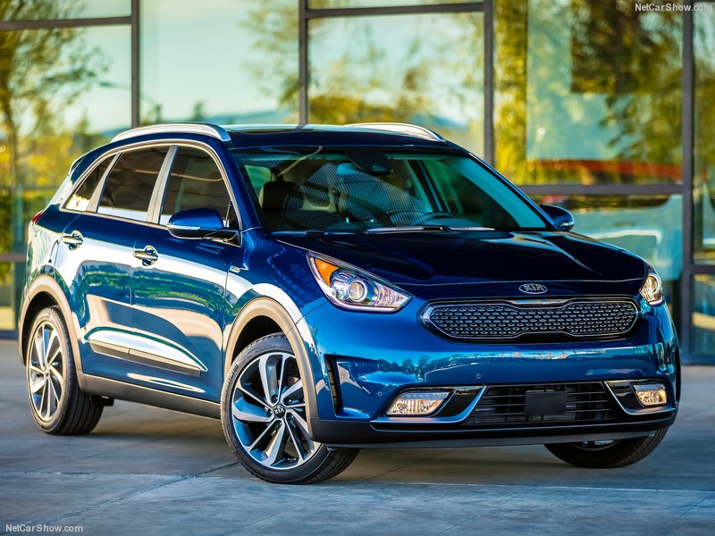 Kia-Niro-2017-800-02.jpg
