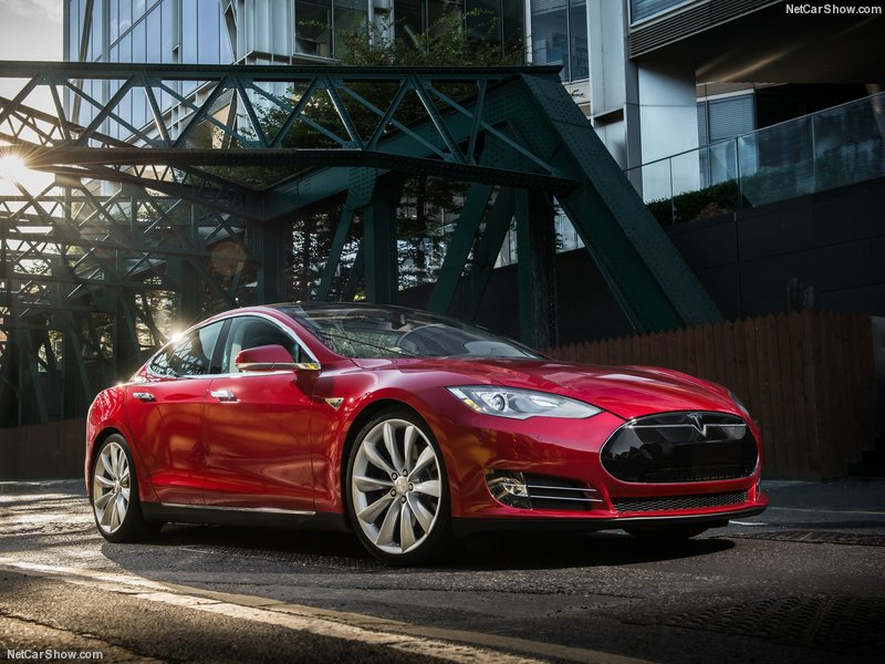 Tesla-Model_S-2013-800-01.jpg